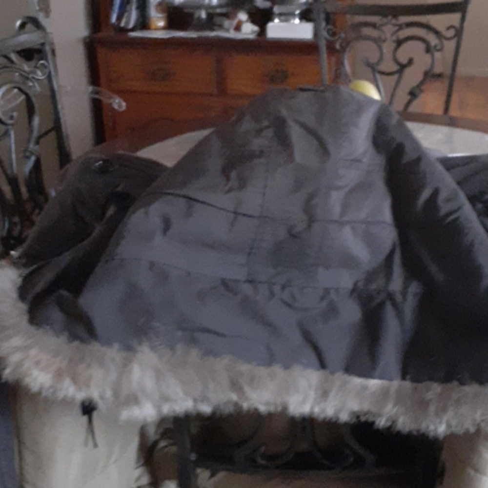 Winter jacket - Picture 2 of 2